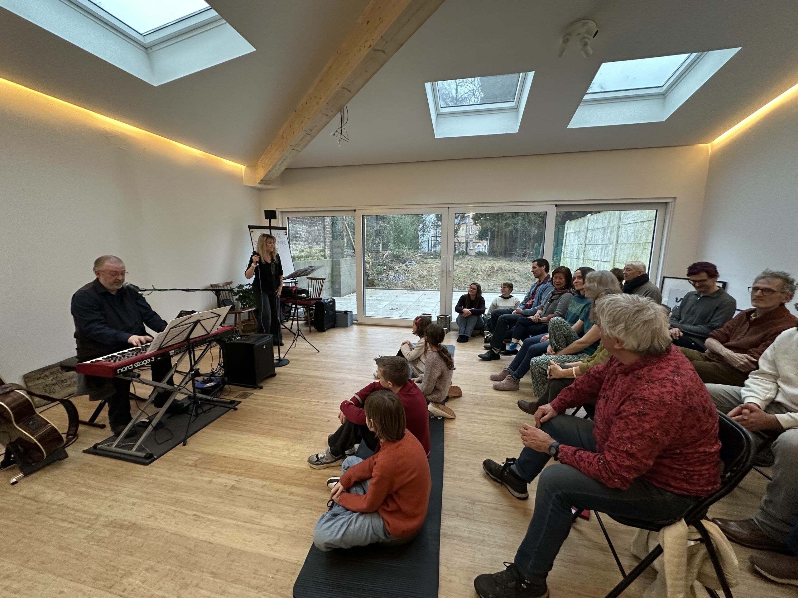 Concert acoustique dans la Maison